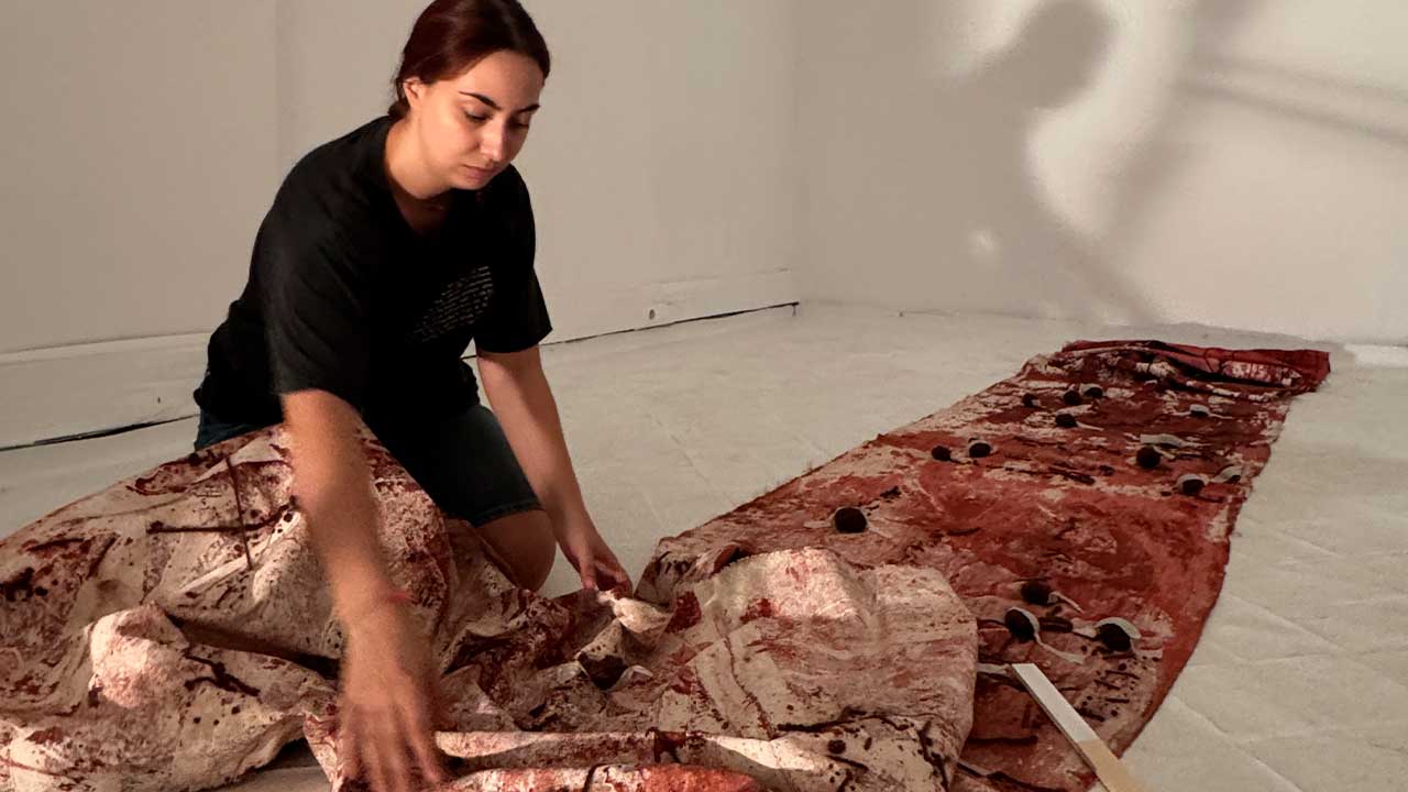 Associação 289 inaugura duas novas exposições em Faro, com projetos que exploram a memória, a retórica e a arte contemporânea.