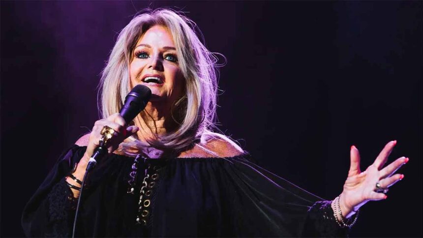 Morreu Bonnie Tyler, uma das vozes mais marcantes da música pop-rock, aos 75 anos, no Hospital de Faro.