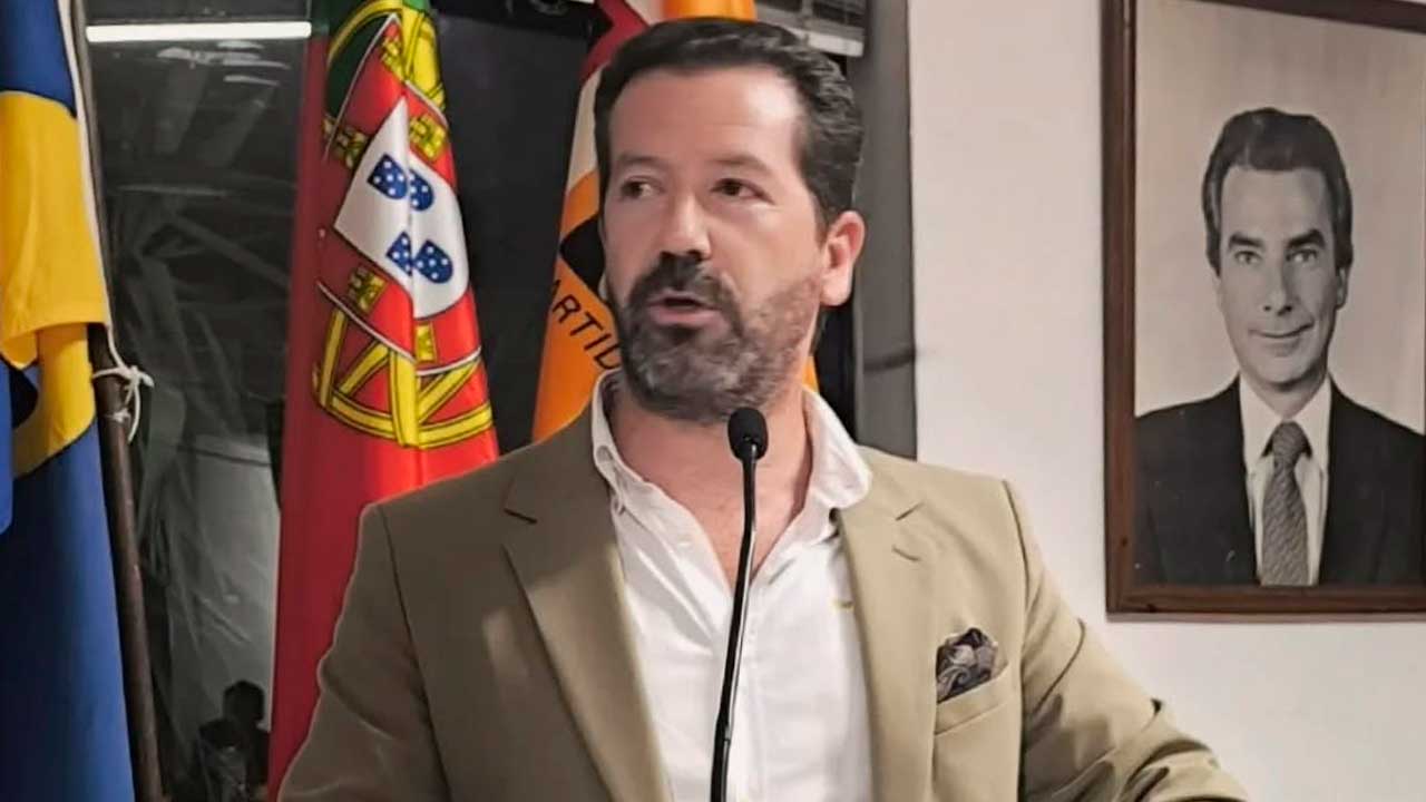 Partido saúda a eletrificação integral da Linha do Algarve, mas reclama ligações ao aeroporto, aos centros urbanos e ao sul de Espanha, além do fim dos troços de via única.