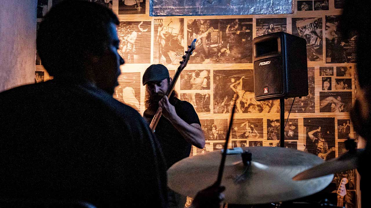 Abajour Nonok e Musgos sobem ao palco do LAC para a 14.ª edição dos «Concertos em Cadeia», dedicada ao jazz.