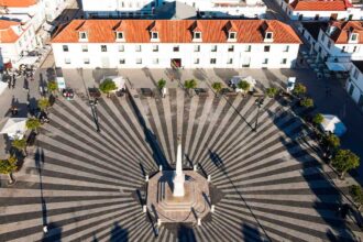 Dívida de Vila Real de Santo António voltou a baixar em 2025, mas o município mantém-se em situação de rutura financeira.