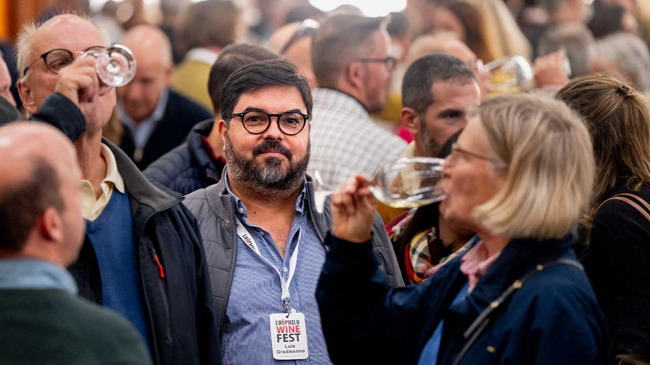 Evento realiza-se a 22 de agosto, no Mercado Municipal de Loulé, com produtores regionais, propostas gastronómicas, harmonizações vínicas e entrada livre.