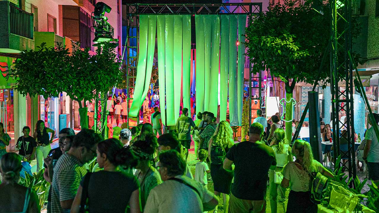 Evento decorre nos dias 24 e 25 de julho, com mais de 150 artistas e músicos distribuídos por 26 pontos da cidade.