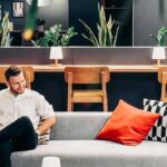 Holiday Inn Algarve Albufeira comemora um ano com piscina aquecida, Flash Sale e ofertas especiais em julho.