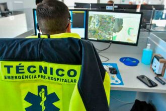 INEM recebeu 36.512 chamadas na primeira semana de julho, mais 6,6% do que em 2025, num aumento associado aos efeitos do calor.