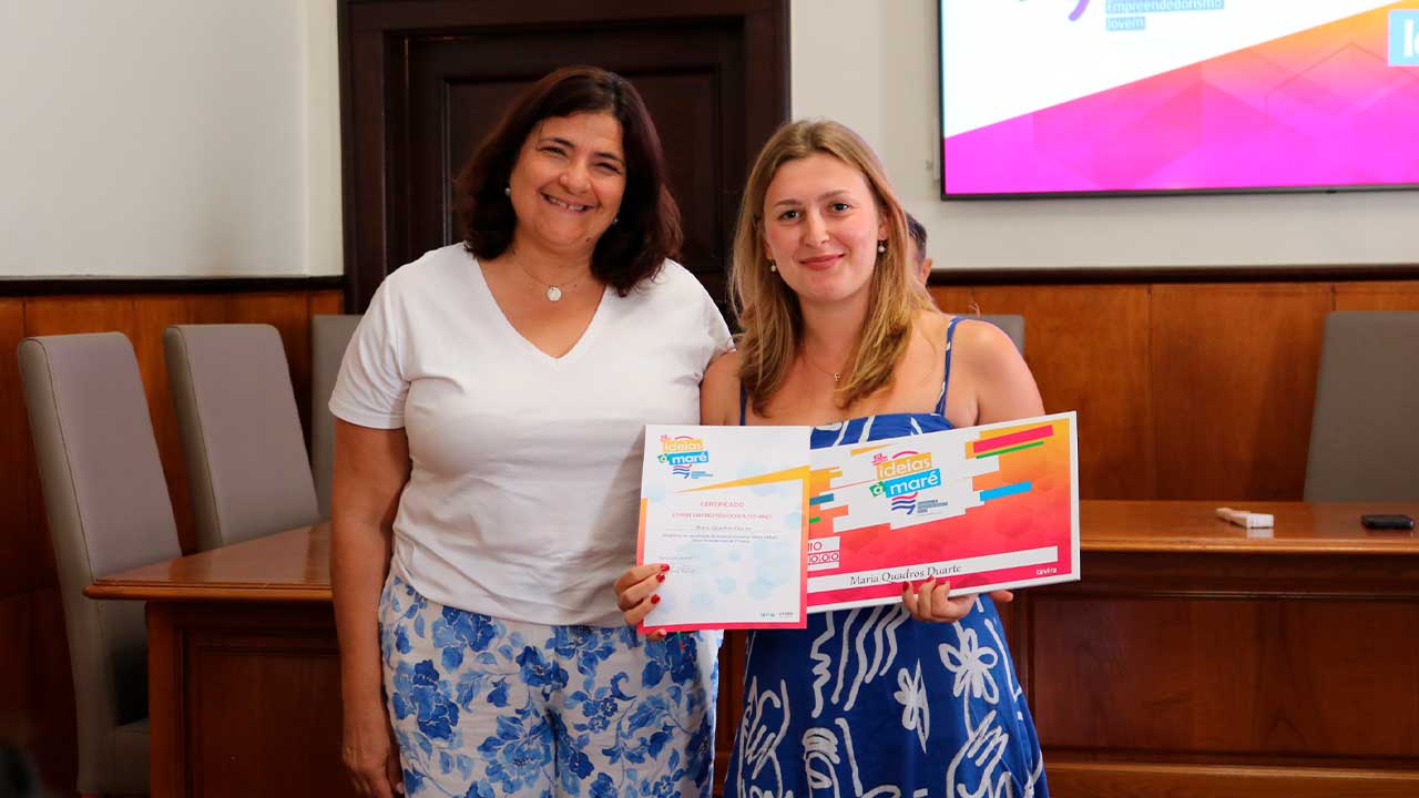 Tavira distinguiu três projetos jovens no «Ideias à Maré», entre cozinha intercultural, bem-estar digital e apoio a pequenos negócios.