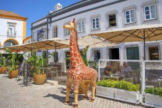 O La Giraffa abriu no centro histórico de Faro com pizzas, massas e cozinha italiana inspirada na tradição.