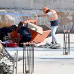 Mercado de Quarteira recebeu um simulacro com resgate por cordas a sete metros de profundidade nas obras do futuro equipamento municipal.