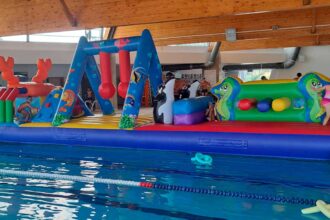 Piscinas Cobertas de São Brás encerraram a época com um Dia Aberto que reuniu cerca de 200 participantes e marcou o fim da temporada desportiva.