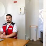 Estrutura funciona diariamente até 15 de setembro, conta com a presença permanente de um enfermeiro e assistiu 215 pessoas durante a época balnear de 2025.