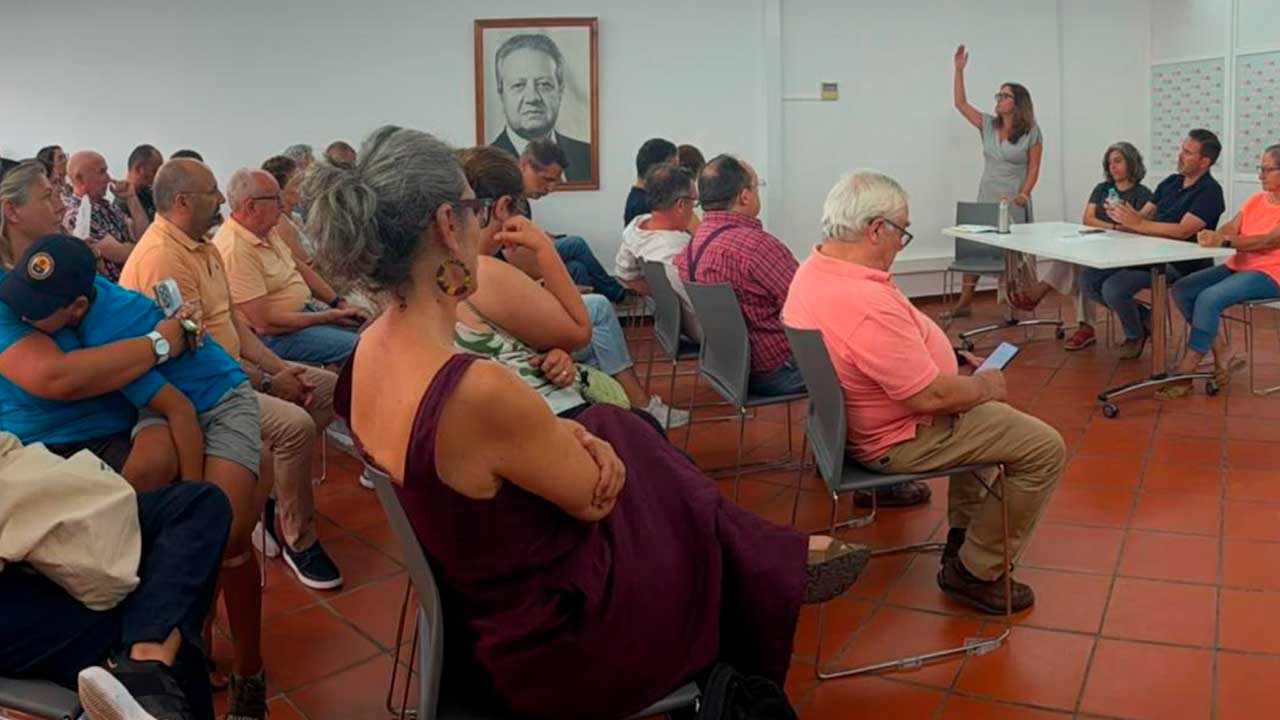 Telma Guerreiro é a primeira mulher a liderar a concelhia do PS de Odemira, sucedendo a Ricardo Cardoso no cargo.