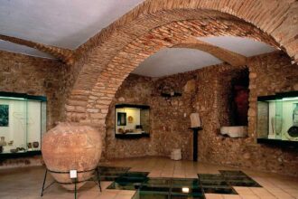 Museu Municipal de Loulé promove dois turnos de voluntariado dedicados ao tratamento de materiais arqueológicos, entre 27 de julho e 7 de agosto.