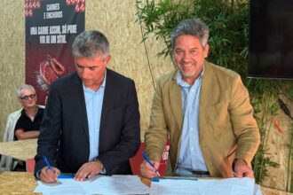 Parceria entre Mértola e Odemira prevê projetos conjuntos, candidaturas a financiamento e iniciativas de investigação para o desenvolvimento rural.
