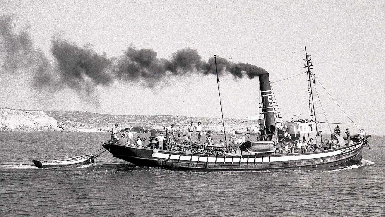 Mostra ao ar livre estará patente na Praça Manuel Teixeira Gomes, entre 28 de julho e 13 de setembro, com imagens sobre a evolução da atividade piscatória.