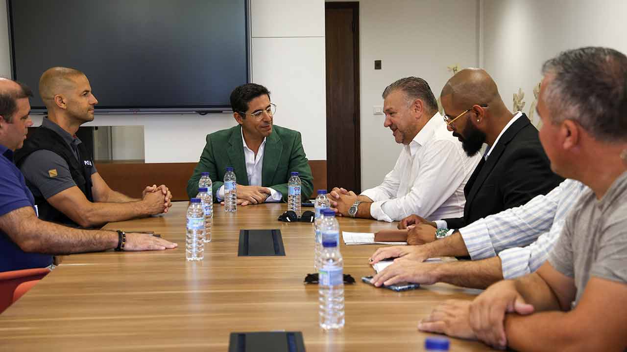 Acordo entre representantes dos TVDE e Câmara de Albufeira.